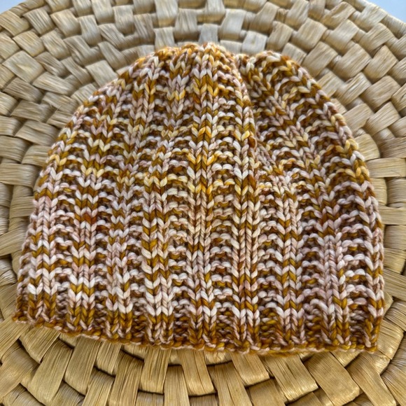 Kids Knit Beanie Hat Striped‎ Ribbed Gold White Winter Warm Soft Cap handmade - Picture 2 of 5